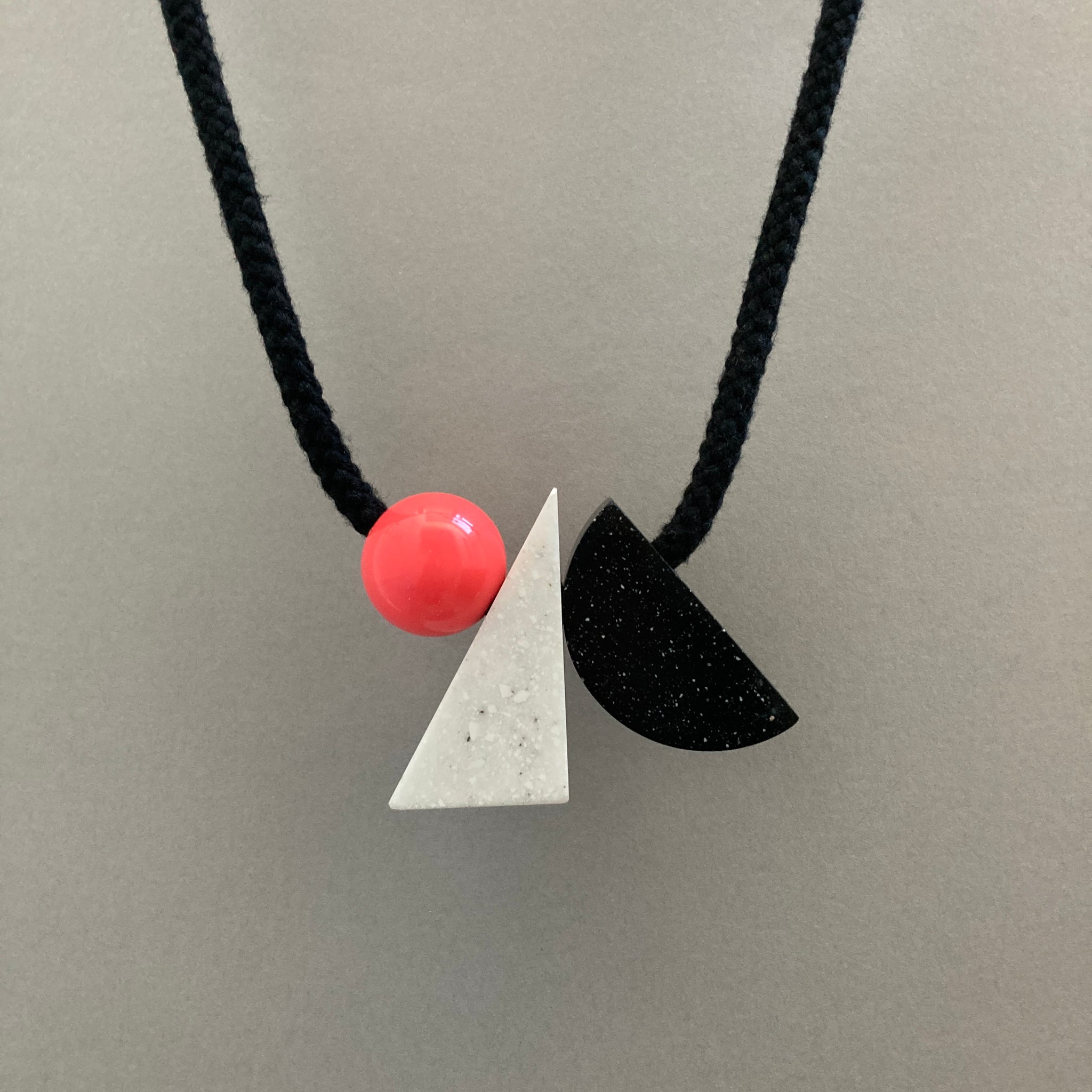 one-off necklace design