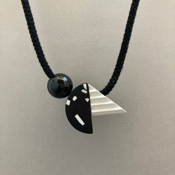 one-off necklace