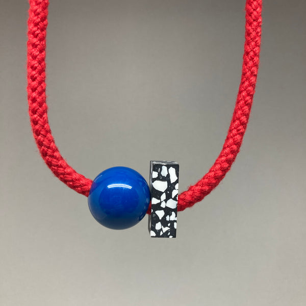 Sample sale mini necklace