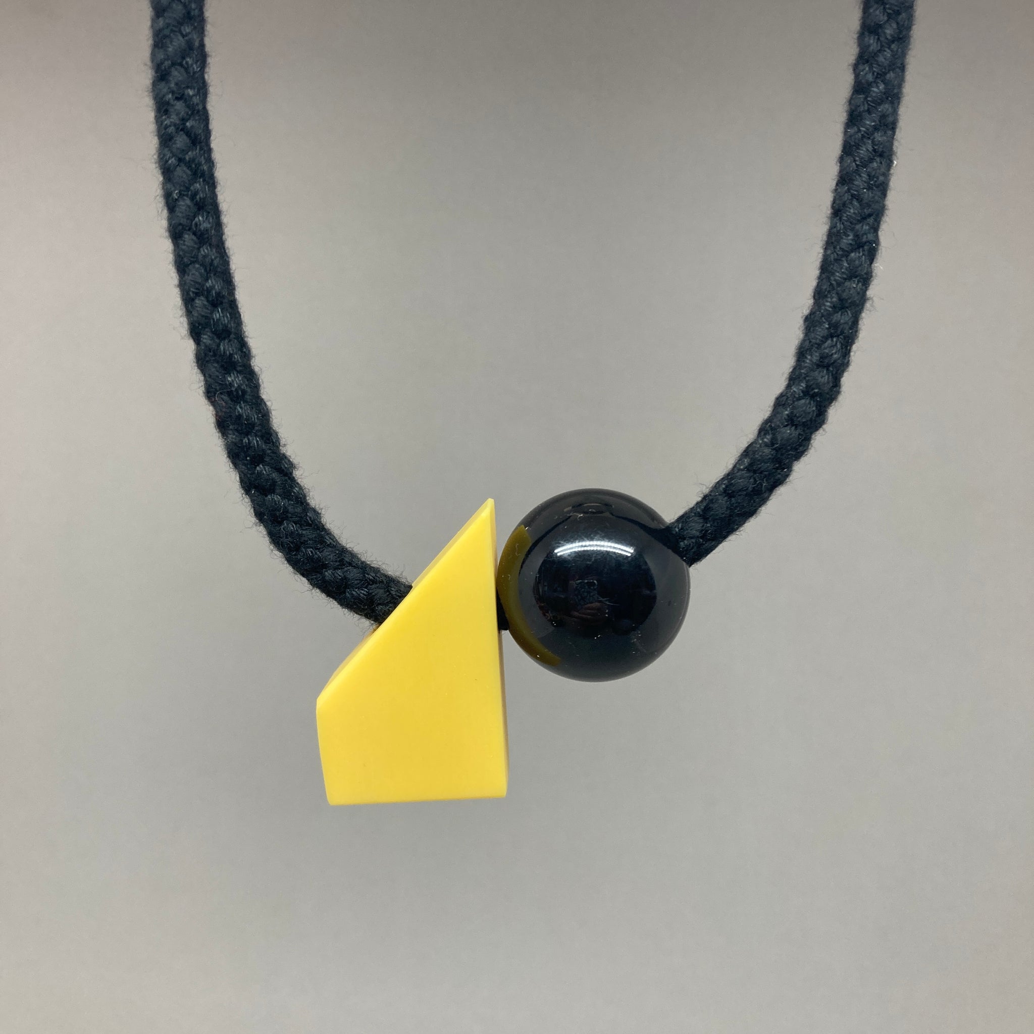 Sample sale necklace with yellow shape